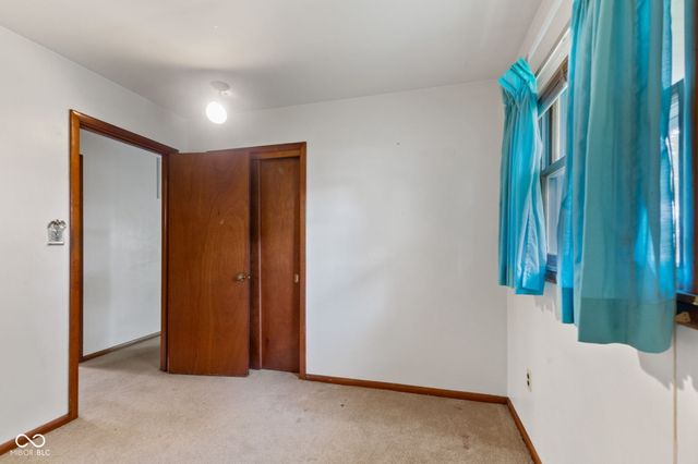 1015 E Logan Street, Brownsburg, IN 46112