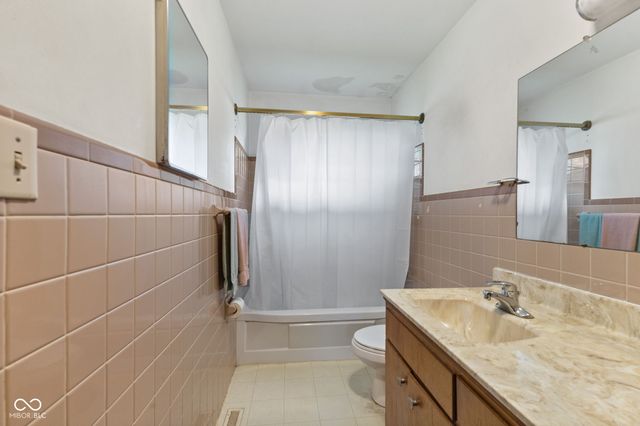 1015 E Logan Street, Brownsburg, IN 46112