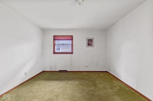 1015 E Logan Street, Brownsburg, IN 46112