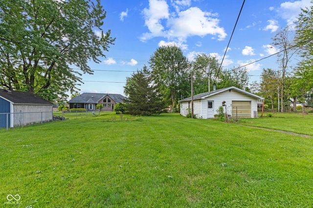 1015 E Logan Street, Brownsburg, IN 46112