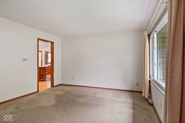 1015 E Logan Street, Brownsburg, IN 46112