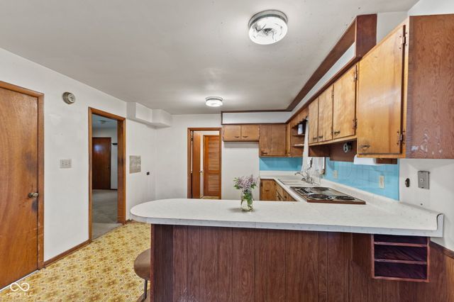 1015 E Logan Street, Brownsburg, IN 46112
