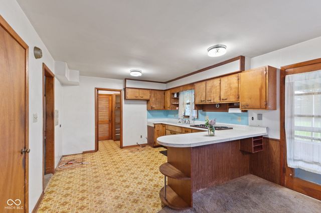 1015 E Logan Street, Brownsburg, IN 46112