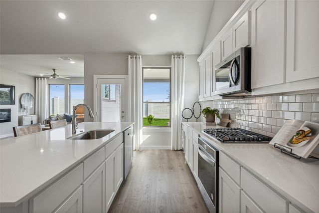 1012 Ocean Breeze Way, Princeton, TX 75407