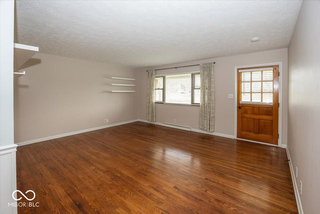 2023 W Orchard Drive, Fortville, IN 46040