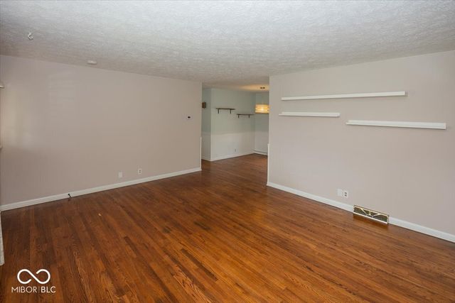 2023 W Orchard Drive, Fortville, IN 46040