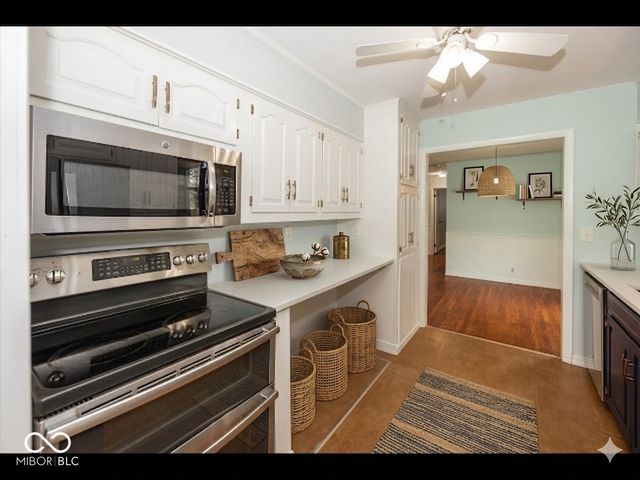 2023 W Orchard Drive, Fortville, IN 46040