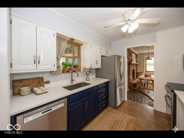 2023 W Orchard Drive, Fortville, IN 46040