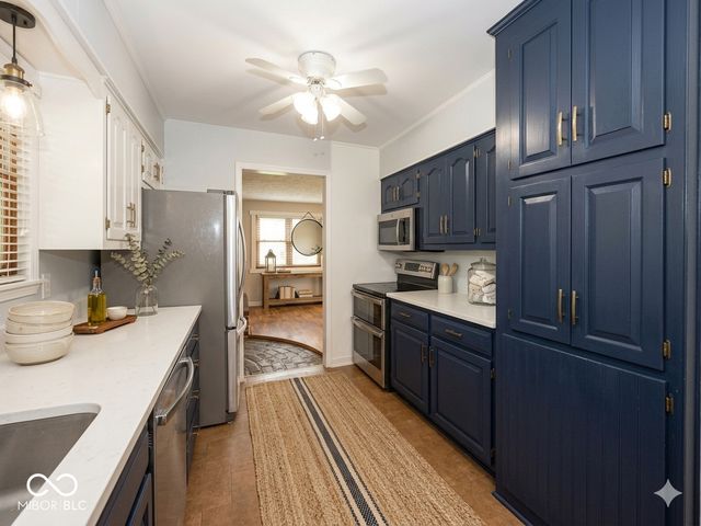 2023 W Orchard Drive, Fortville, IN 46040