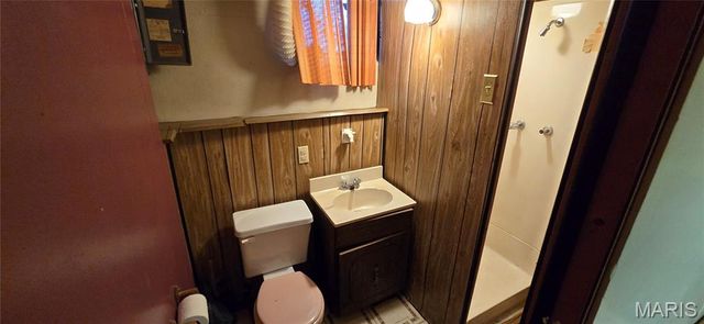 9604 Cherryfield Drive, St Louis, MO 63136