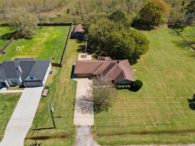 11546 Davidson Road, Beaumont, TX 77705