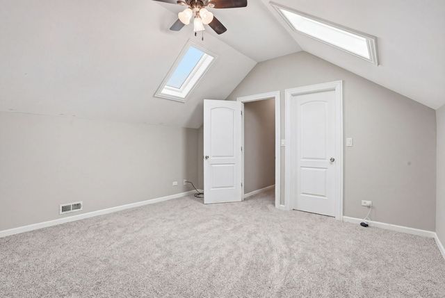 2923 N New England Avenue, Chicago, IL 60634