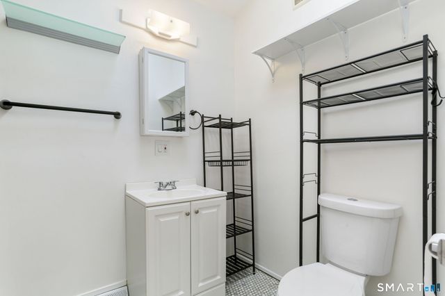 209 Trumbull Avenue, Bridgeport, CT 06606