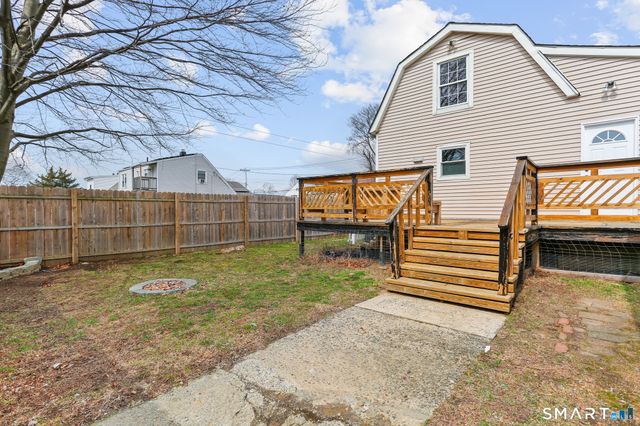 209 Trumbull Avenue, Bridgeport, CT 06606