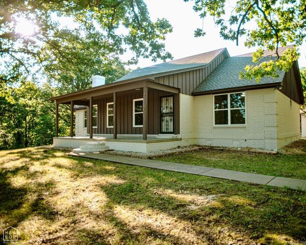 2012 E Lawson Road, Jonesboro, AR 72404