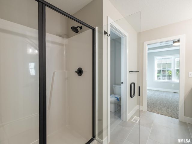 3716 W EAGLE POINT Drive, Peoria, IL 61615