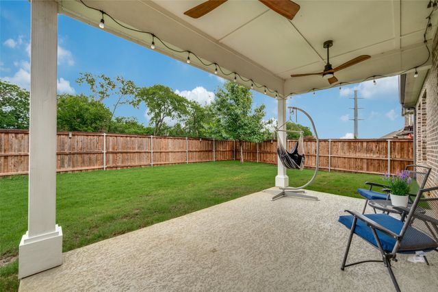 308 Moonvine Drive, Little Elm, TX 75068