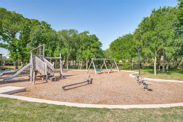 308 Moonvine Drive, Little Elm, TX 75068