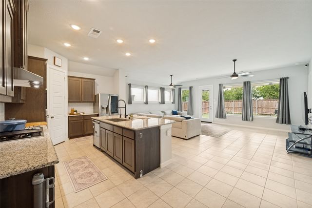 308 Moonvine Drive, Little Elm, TX 75068