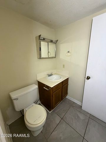 120 Hummingbird Lane A-D, Lafayette, LA 70506