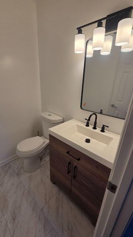 6325 SUNVALLEY, District Heights, MD 20747