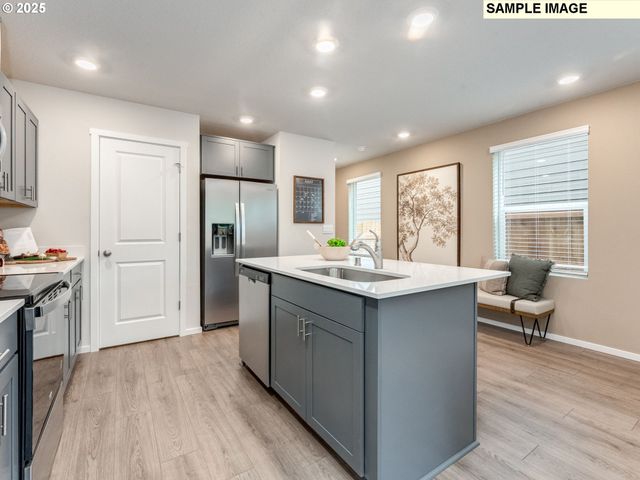 1105 Se 194TH Pl, Camas, WA 98607
