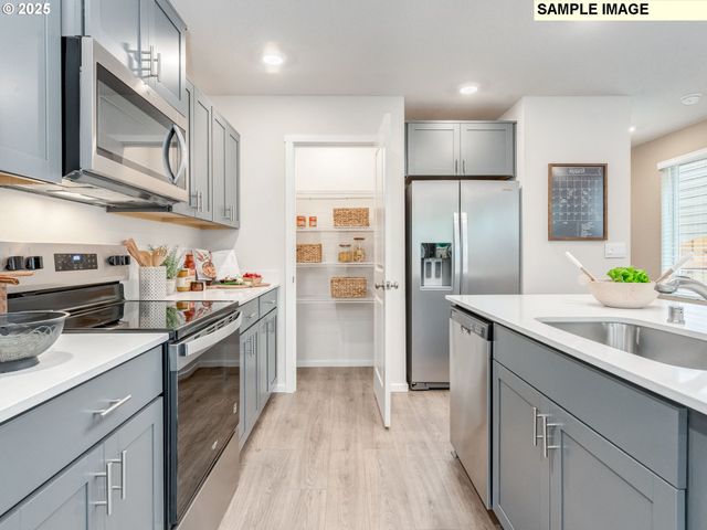 1105 Se 194TH Pl, Camas, WA 98607