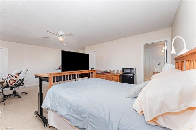 1123 Edinburgh Drive, Jamestown, NC 27282