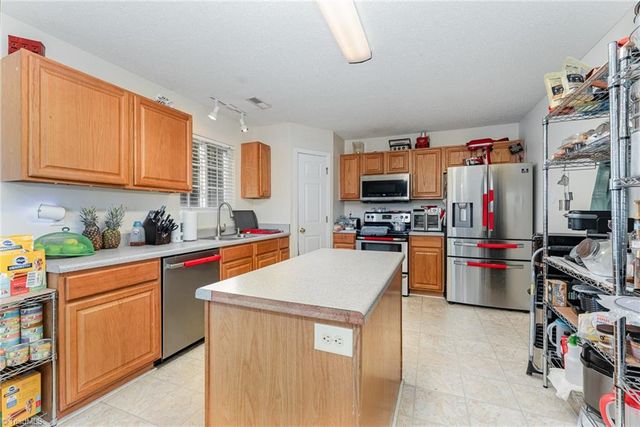 1123 Edinburgh Drive, Jamestown, NC 27282