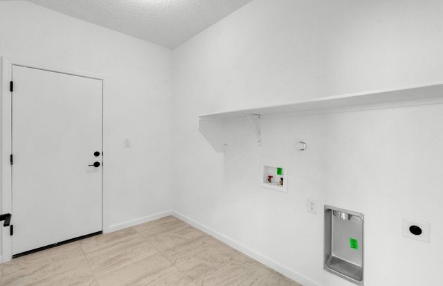 3027 Opalo Drive SE, Rio Rancho, NM 87124