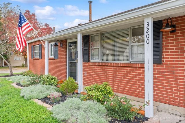 3200 Oakmont Avenue, Kettering, OH 45429