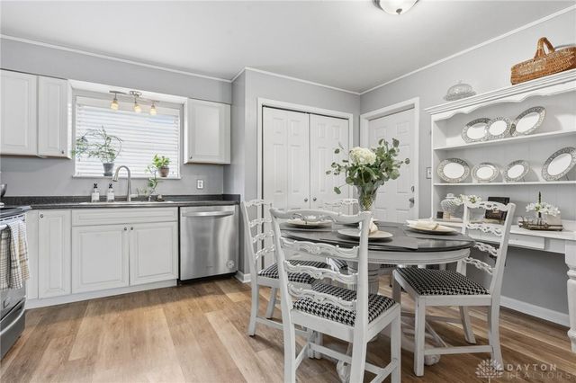 3200 Oakmont Avenue, Kettering, OH 45429