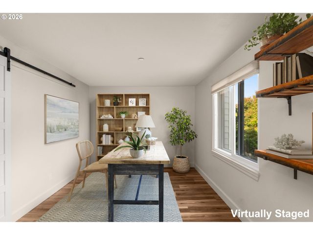 520 Se COLUMBIA RIVER Dr 317, Vancouver, WA 98661
