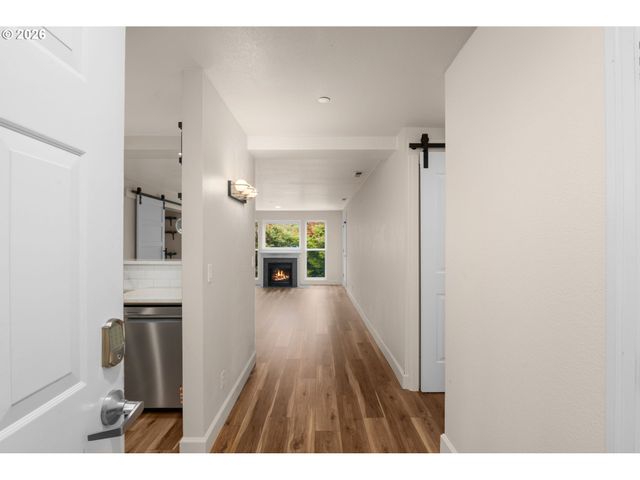 520 Se COLUMBIA RIVER Dr 317, Vancouver, WA 98661