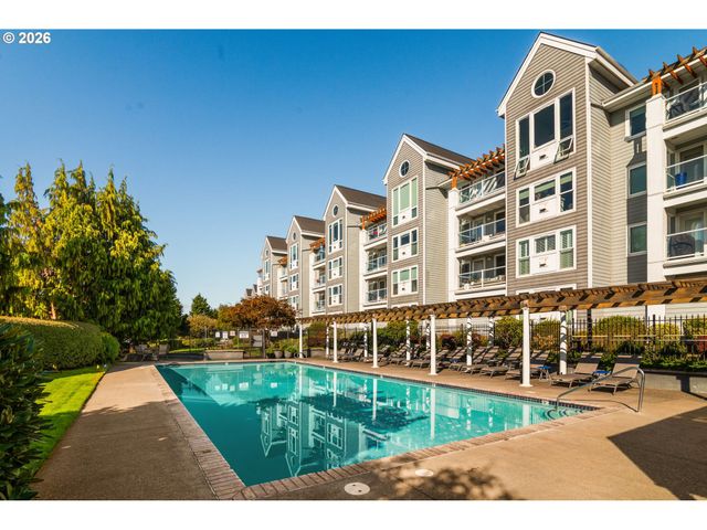 520 Se COLUMBIA RIVER Dr 317, Vancouver, WA 98661