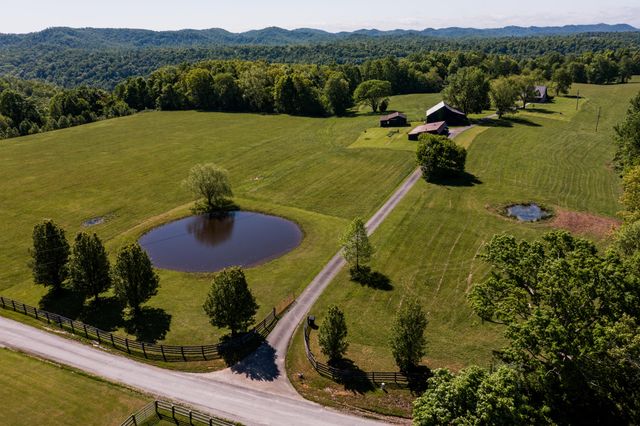 388 Mc Roberts Road, Wallingford, KY 41093