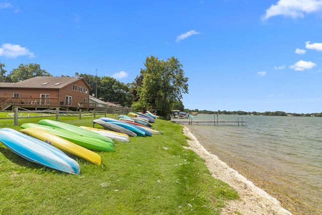 3404 Fischer DRIVE, Burlington, WI 53105