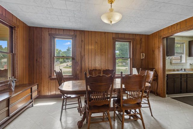 3404 Fischer DRIVE, Burlington, WI 53105