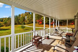 569 Bethany Road, Campton, KY 41301