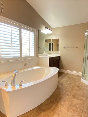 95 Broken Putter Way, Las Vegas, NV 89148