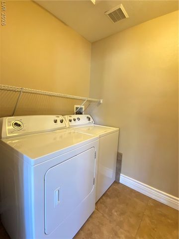95 Broken Putter Way, Las Vegas, NV 89148