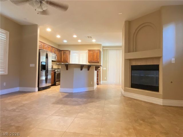 95 Broken Putter Way, Las Vegas, NV 89148