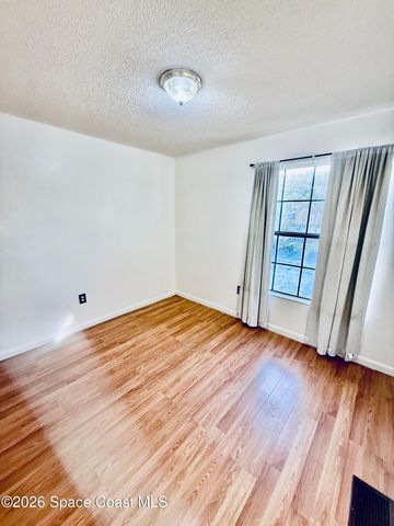 1301 Arlington Lane NE 106, Palm Bay, FL 32905