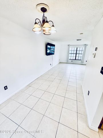 1301 Arlington Lane NE 106, Palm Bay, FL 32905