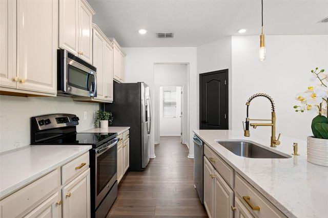 18928 HAMPSTEAD HEATH COURT, Land O Lakes, FL 34638