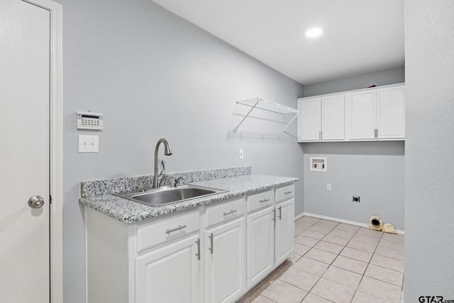 681 Frederick Cir., Flint, TX 75762