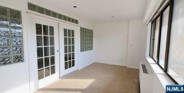 1203 River Road 21A, Edgewater, NJ 07020