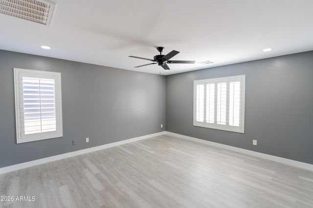 12038 W Leather Lane, Peoria, AZ 85383