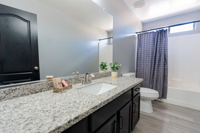12038 W Leather Lane, Peoria, AZ 85383