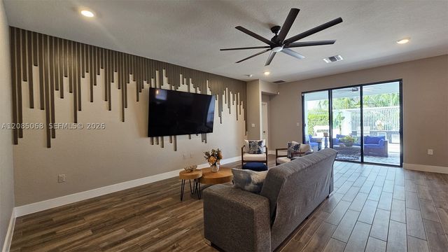29352 SW 178th Ave, Homestead, FL 33030